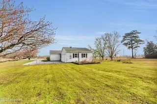 2457 White Oak River Road, Maysville, NC 28555 – photo 24: 36_19 (5)