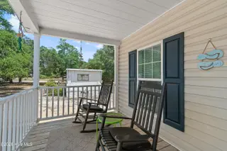 1087 Alvin Street SW, Supply, NC 28462 — 3-bedroom manufactured home in Tropical Shore, Supply, NC, photo 11 of 30