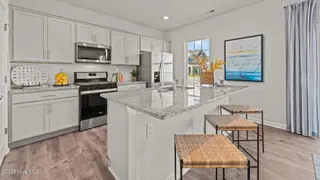 1025 Minnette Circle, New Bern, NC 28562 – photo 12: 13-web-or-mls-DSC_9149
