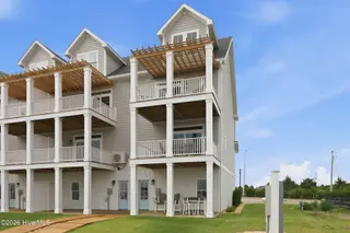200 Olde Towne Yacht Club Drive 52, Beaufort, NC 28516 – photo 7: 48-web-or-mls-IMG_8453