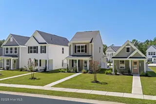 692 Savinwood Trail, Bolivia, NC 28422 — 3-bedroom home in Middle Creek Village, Bolivia, NC, photo 17 of 25