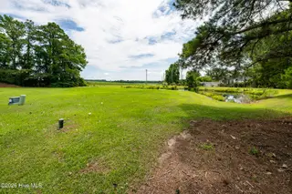 218 Shoreview Drive, New Bern, NC 28562 – photo 3: 218 Shoreview Drive, New Bern, NC 28562