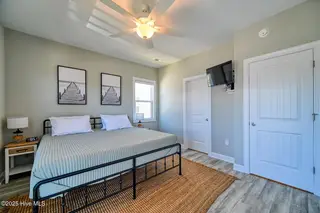 128 Sea Gull Lane, North Topsail Beach, NC 28460 – photo 22: primary suite2