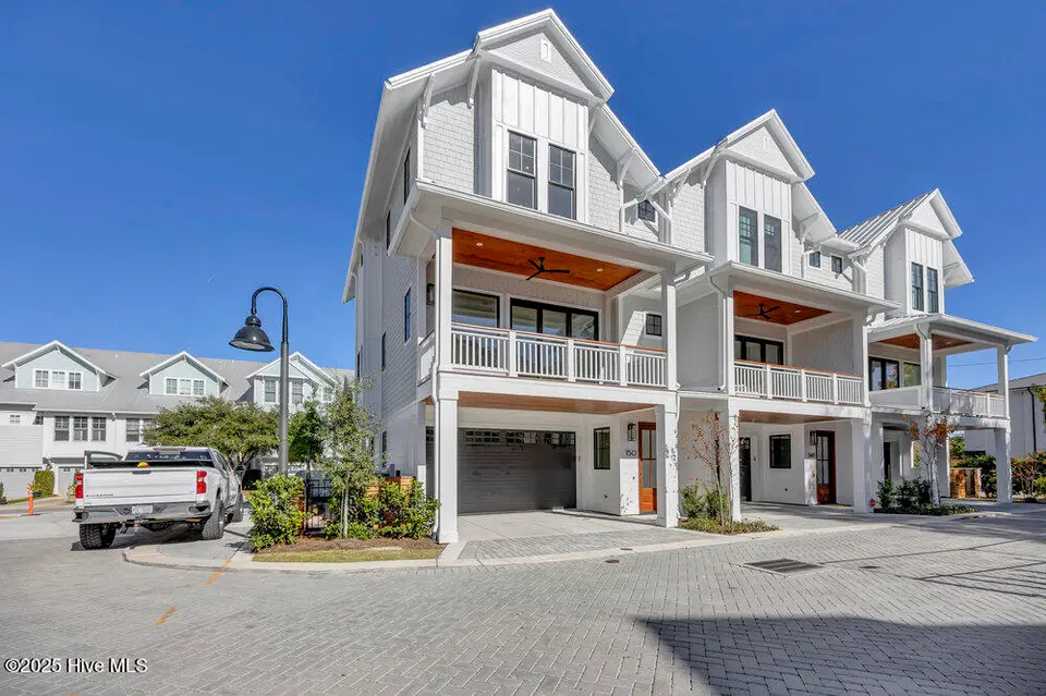 150 James Edward Court, Wilmington, NC 28403 – photo 1 of 27: 027_img_2171_77