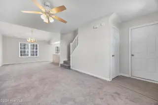 302 Winners Circle S, Jacksonville, NC 28546 – photo 10: 16_living room