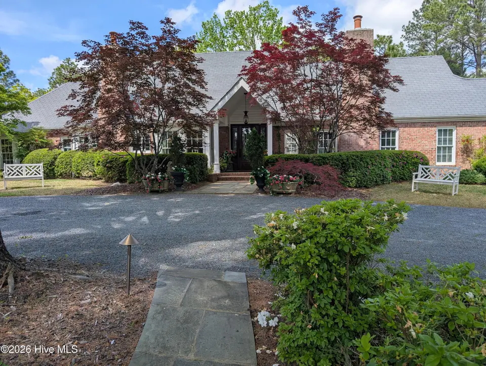 845 Lake Dornoch Drive, Pinehurst, NC 28374 – photo 1 of 61: 13