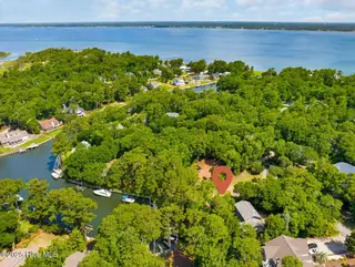 117 White Ash Drive, Pine Knoll Shores, NC 28512 – photo 15: Premier sound access