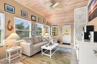 108 Gull Harbor Drive, Newport, NC 28570 – photo 24: 44-web-or-mls-IMG_4529
