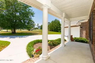 232 E Ivybridge Drive, Hubert, NC 28539 – photo 4: 4-web-or-mls-chadwick-visuals-232-e-ivey