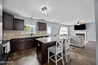 214 Breakwater Drive, Sneads Ferry, NC 28460 – photo 11: 14_kitchen