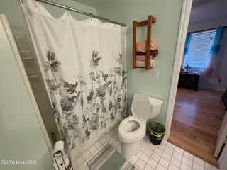 144 Waccamaw Shores Road, Lake Waccamaw, NC 28450 – photo 24: Jack & Jill Bathroom