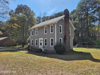 207 Duffy Drive, Goldsboro, NC 27534 — 3-bedroom home in Stonesthrow, Goldsboro, NC, photo 3 of 17