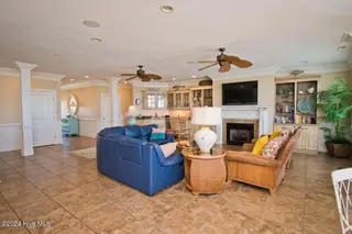 5715 Ocean Drive, Emerald Isle, NC 28594 – photo 4: Living room