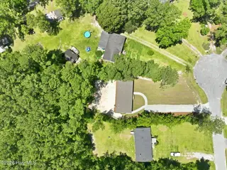 317 N Red Maple Court, Swansboro, NC 28584 – photo 10: 9-web-or-mls-317 N Red Maple Ct 009