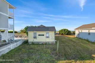 188 Ocean Boulevard E, Holden Beach, NC 28462 – photo 3