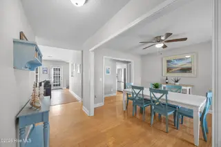 6337 Branford Road, Wilmington, NC 28412 — 4-bedroom home in Arrondale, Wilmington, NC, photo 6 of 53: 8_foyer
