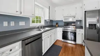 3916 Edgestone Court, Winterville, NC 28590 — 3-bedroom home in Vancroft, Winterville, NC, photo 6 of 38: 23-web-or-mls-3916 Edgewood Court-14