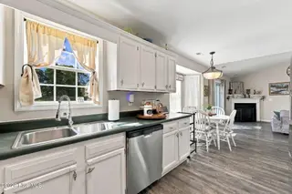 106 Brody Lane, New Bern, NC 28562 – photo 7: 32-web-or-mls-0C0A4799