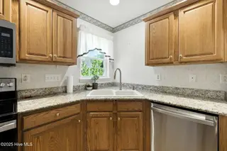 3923 Harmony Circle SE, Southport, NC 28461 – photo 22: 24-web-or-mls-_DSC7434