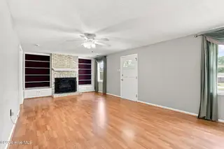 910 Old Grantham Road, Goldsboro, NC 27530 – photo 18: Living Room