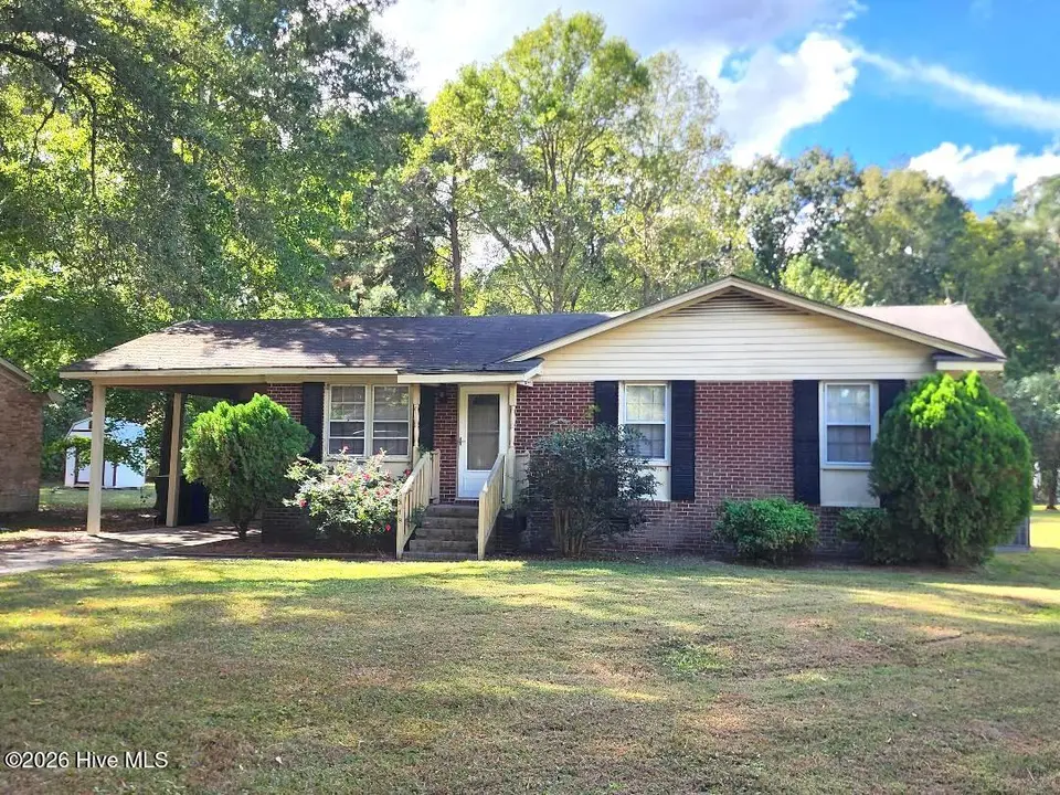 319 Oak Grove Avenue, Greenville, NC 27834 – photo 1 of 19: Front