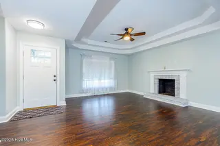 902 Mandarin Trail, Jacksonville, NC 28540 — 3-bedroom home in Mallard Creek, Jacksonville, NC, photo 3 of 16: Living Space