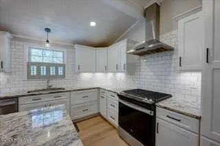 5107 White Oak Drive, Trent Woods, NC 28562 – photo 9: Kitchen