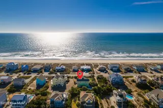 1914 Ocean Drive E, Emerald Isle, NC 28594 – photo 4: 41-web-or-mls-chadwick-visuals-1914-ocea