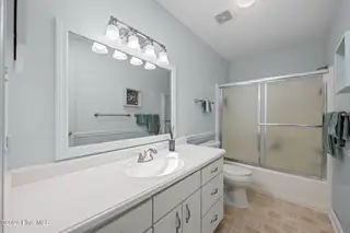 1311 Pelican Drive, New Bern, NC 28560 – photo 19: Primary Bathroom shower