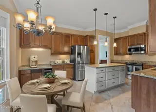 8335 Vintage Club Circle, Wilmington, NC 28411 – photo 12: vskitchen