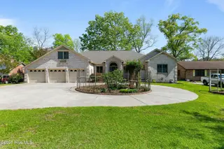 220 Shoreline Drive, New Bern, NC 28562 – photo 11: tempImagevmD2AW