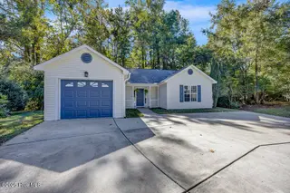 7368 Hazelstone Lane, Leland, NC 28451 — 3-bedroom home in Stoney Creek Plantation, Leland, NC, photo 1 of 33: Front