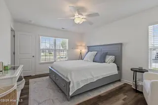 231 Hickory Shores Drive, Newport, NC 28570 – photo 21: master bedroom