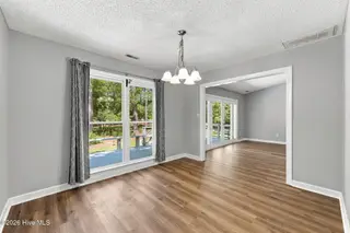 1122 Barkentine Drive, New Bern, NC 28560 – photo 16: Dining room