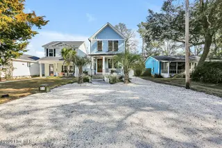 914 N Caswell Avenue, Southport, NC 28461 – photo 3: 914NorthCaswellAvenue-3