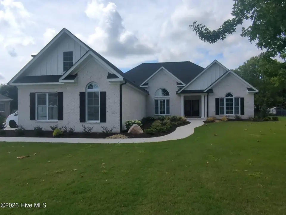 308 Donald Drive, Winterville, NC 28590 – photo 1 of 2: 123_1