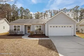 3414 Richard Court, New Bern, NC 28560 — 3-bedroom home in Pinecrest Estates, New Bern, NC, photo 1 of 38: Front of home