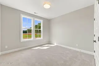 4006 Brighton Drive, New Bern, NC 28562 – photo 14: 11-web-or-mls-0C0A5690-edit