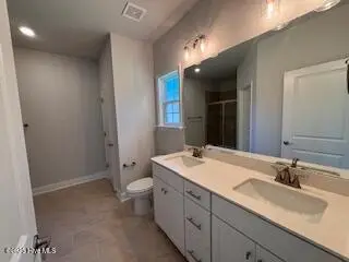 182 Cherry Laurel Drive, Wallace, NC 28466 – photo 16: Primary On-Suite