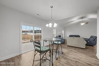 3002 Sharpnose Street, New Bern, NC 28562 – photo 14: 22-web-or-mls-0C0A1740