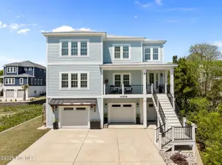 10508 Coast Guard Road, Emerald Isle, NC 28594 – photo 2: Exterior