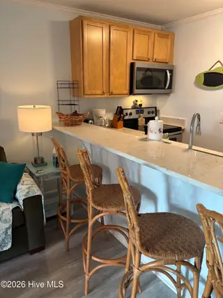 1615 Carolina Beach Avenue N Apt E3, Carolina Beach, NC 28428 — 1-bedroom condo in Seascape, Carolina Beach, NC, photo 11 of 38