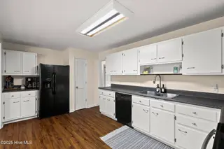 809 Barn Street, Jacksonville, NC 28540 – photo 16: 425A8746