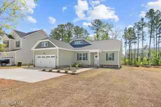 4060 Hunters Trail, Jacksonville, NC 28546 – photo 3: Front 3