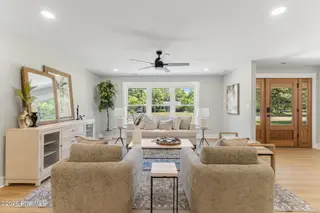 3928 Gillette Drive, Wilmington, NC 28403 – photo 12: 13-web-or-mls-GI - 3928 Gillette Dr - Li