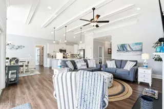6479 Bryson Drive SW, Ocean Isle Beach, NC 28469 – photo 12: Spacious