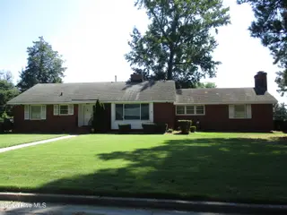 2201 Woodview Road, Kinston, NC 28504 – photo 1: Main