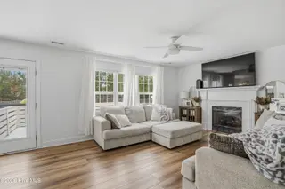 608 Stagecoach Drive, Jacksonville, NC 28546 – photo 17: 608 stagecoach-23