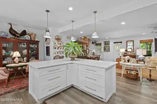 901 Riverview Drive, Burgaw, NC 28425 — 4-bedroom home in Alligator Lakes Estates, Burgaw, NC, photo 19 of 74: 17_kitchen