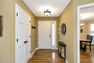 135 Devonshire Avenue W, West End, NC 27376 – photo 3: foyer